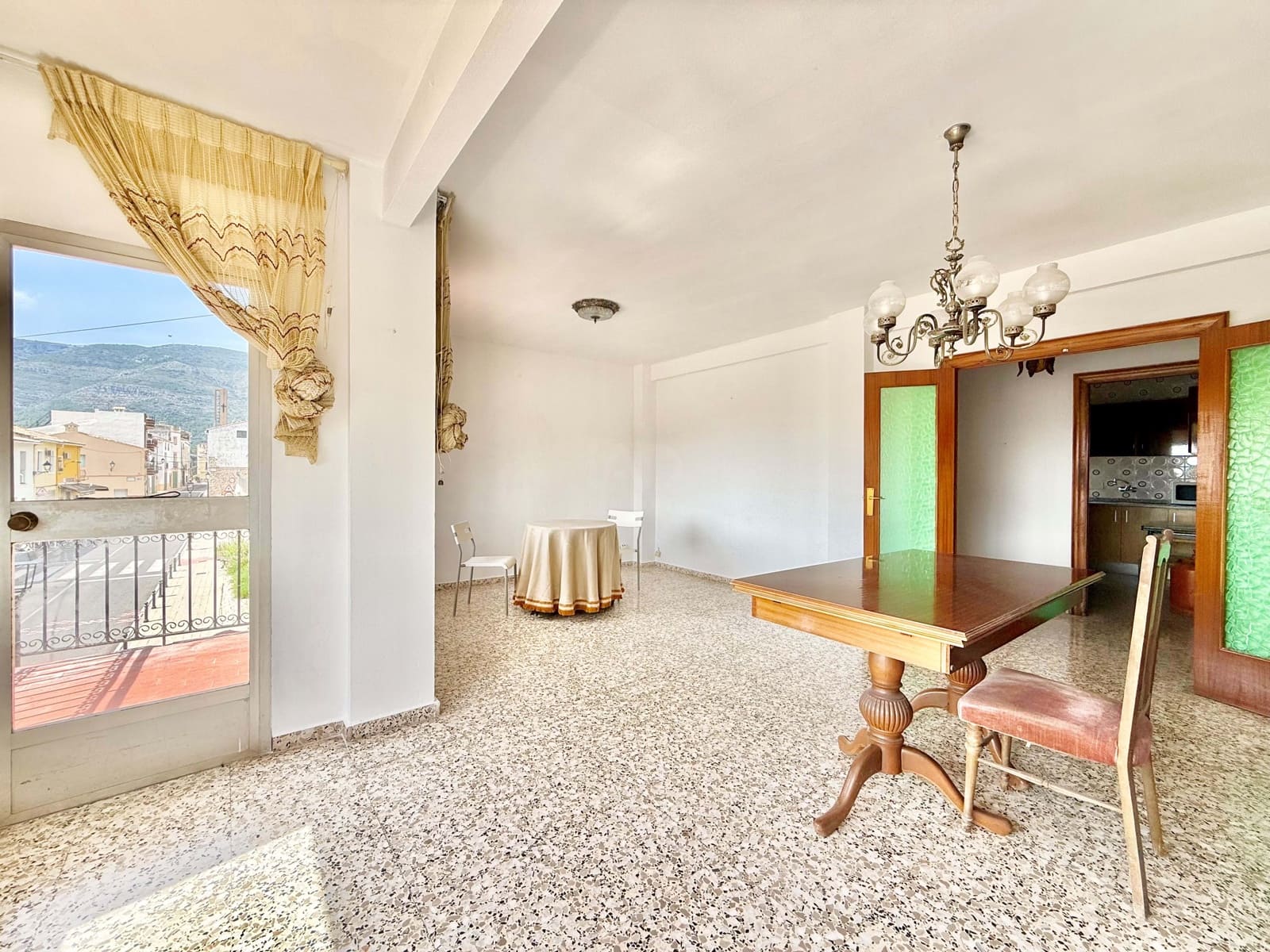 3 makuuhuone Huoneisto myytävänä paikassa Alicante kaupunki - 120 000 € (Ref: 9990942)