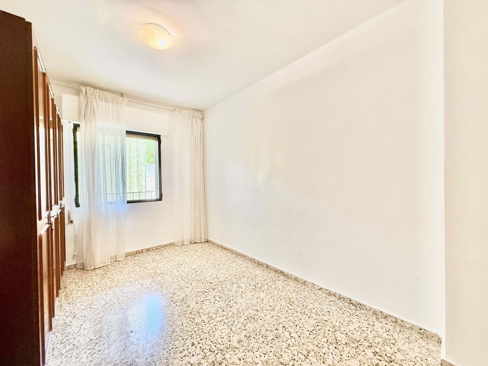 3 makuuhuone Huoneisto myytävänä paikassa Alicante kaupunki - 120 000 € (Ref: 9990942)