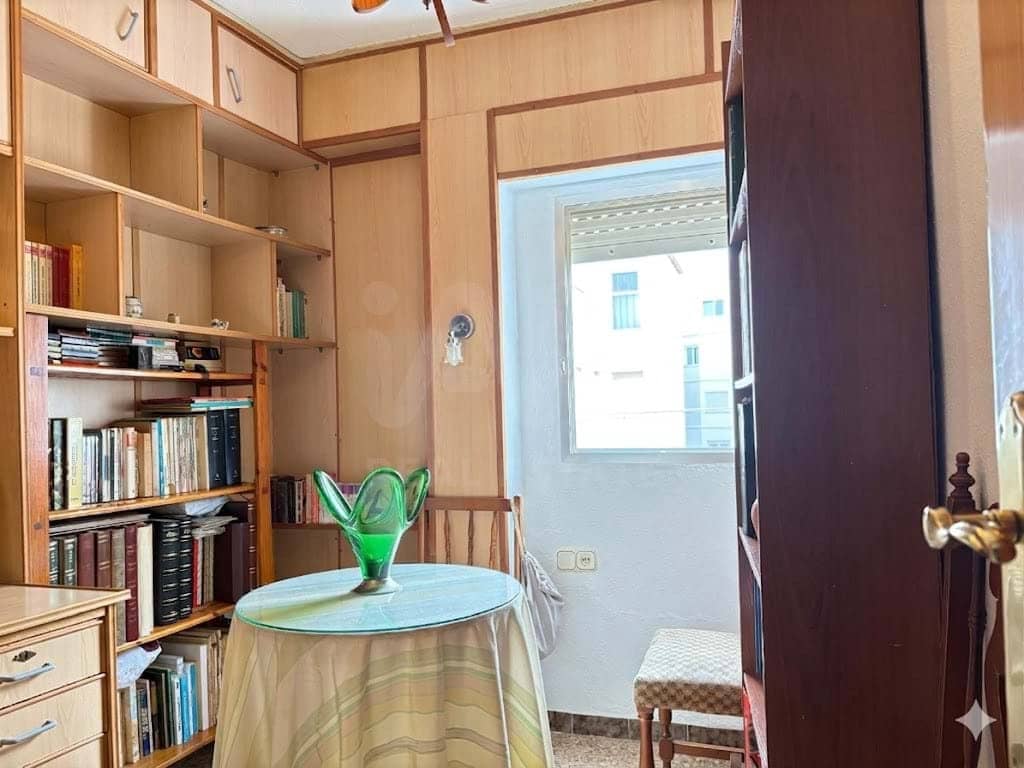 4 chambre Appartement à vendre à Denia - 220 000 € (Ref: 9990945)