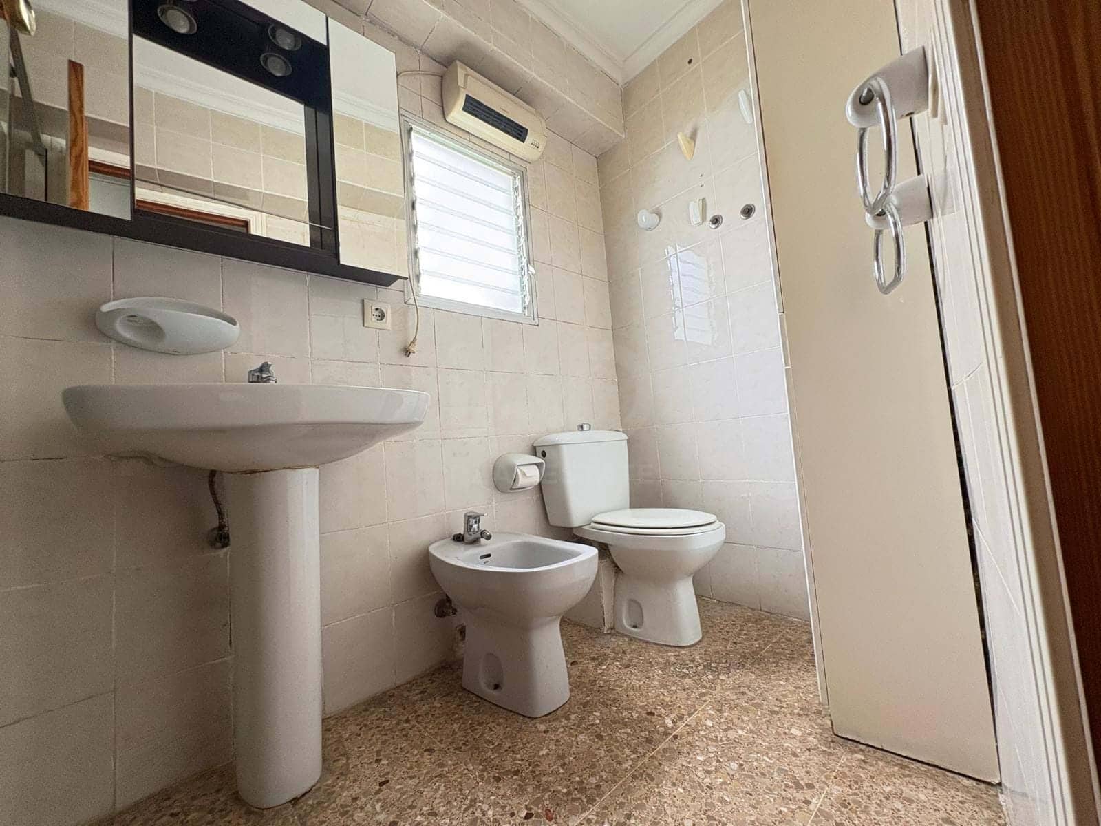 4 chambre Appartement à vendre à Denia - 220 000 € (Ref: 9990945)