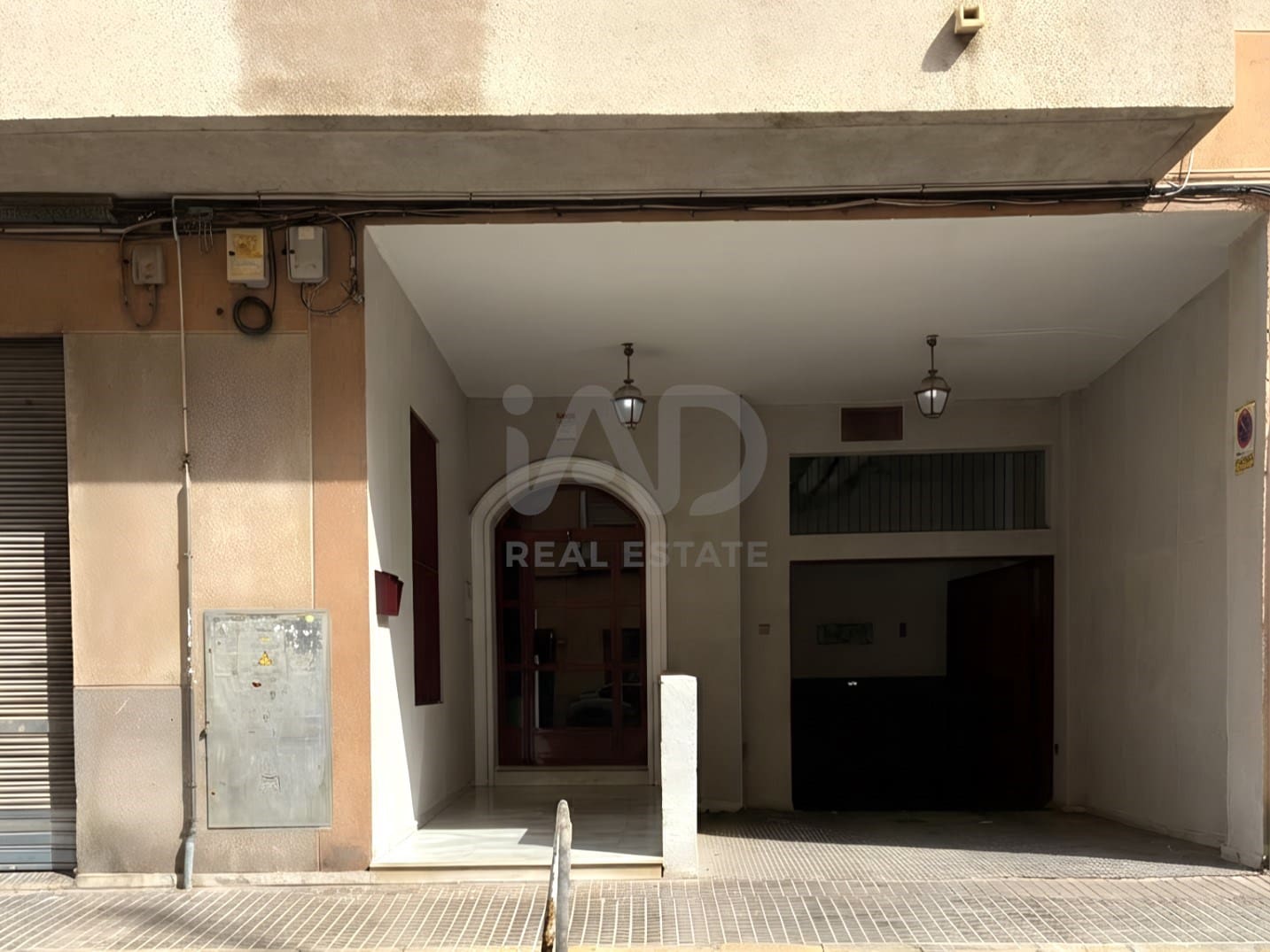 Garage til salg i Alicante by - € 15.000 (Ref: 9990946)