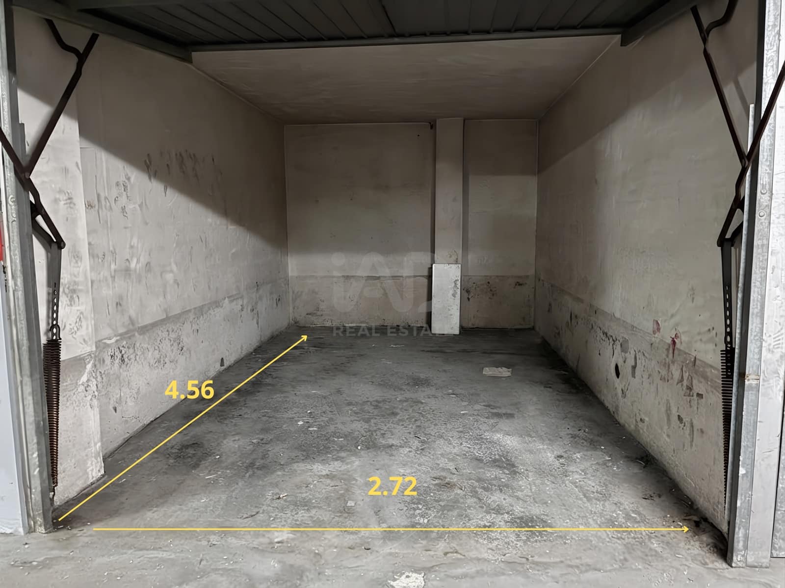 Garage til salg i Alicante by - € 15.000 (Ref: 9990946)