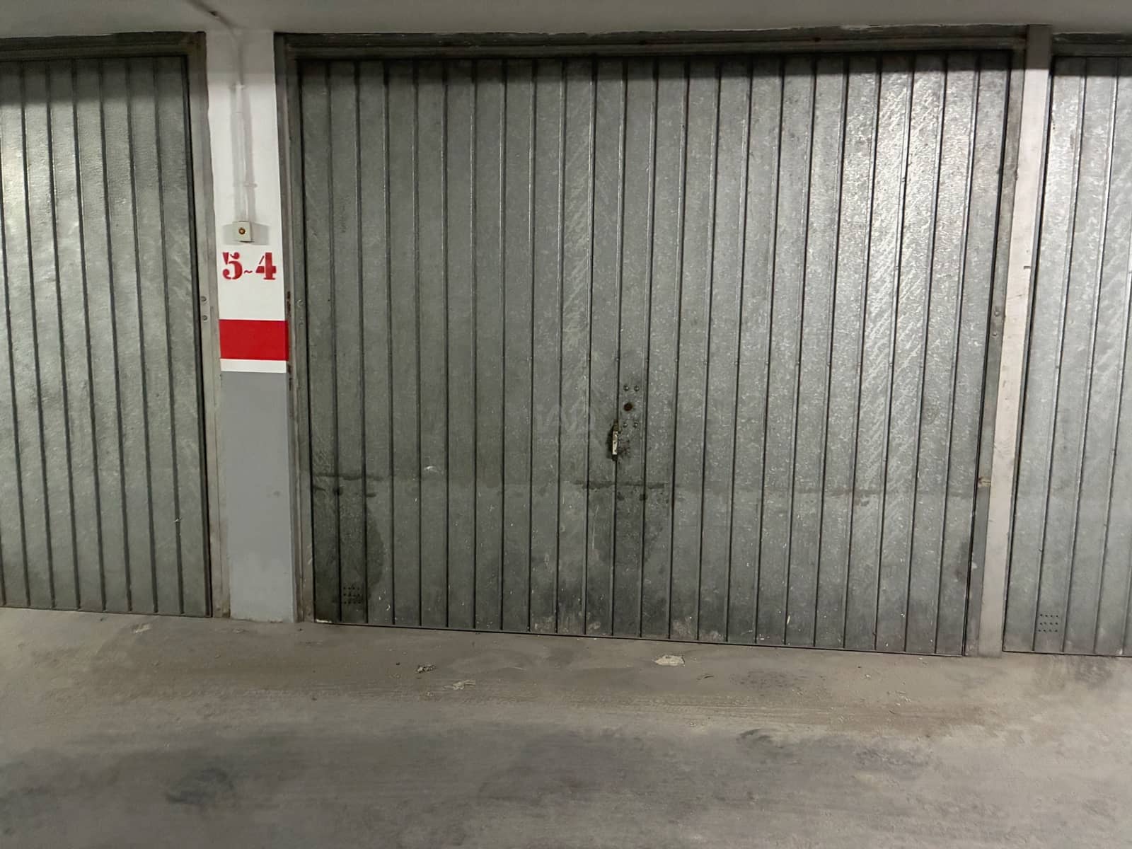Garage til salg i Alicante by - € 15.000 (Ref: 9990946)