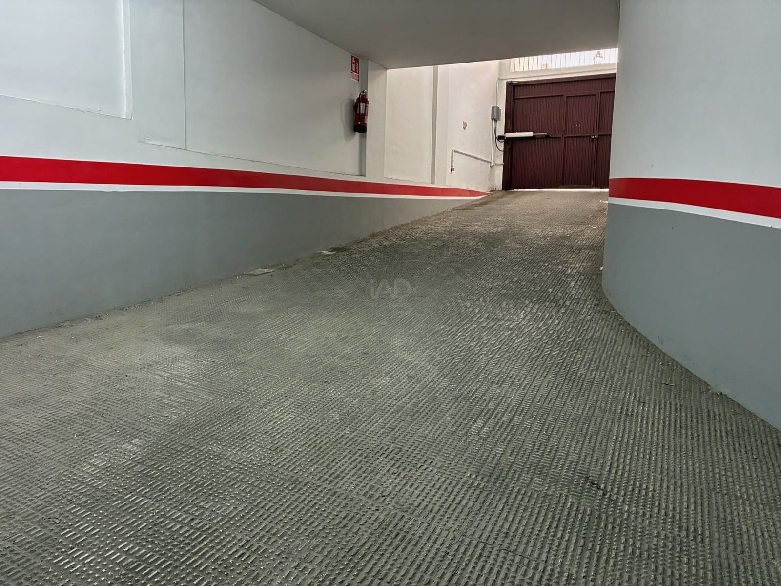 Garage til salg i Alicante by - € 15.000 (Ref: 9990946)