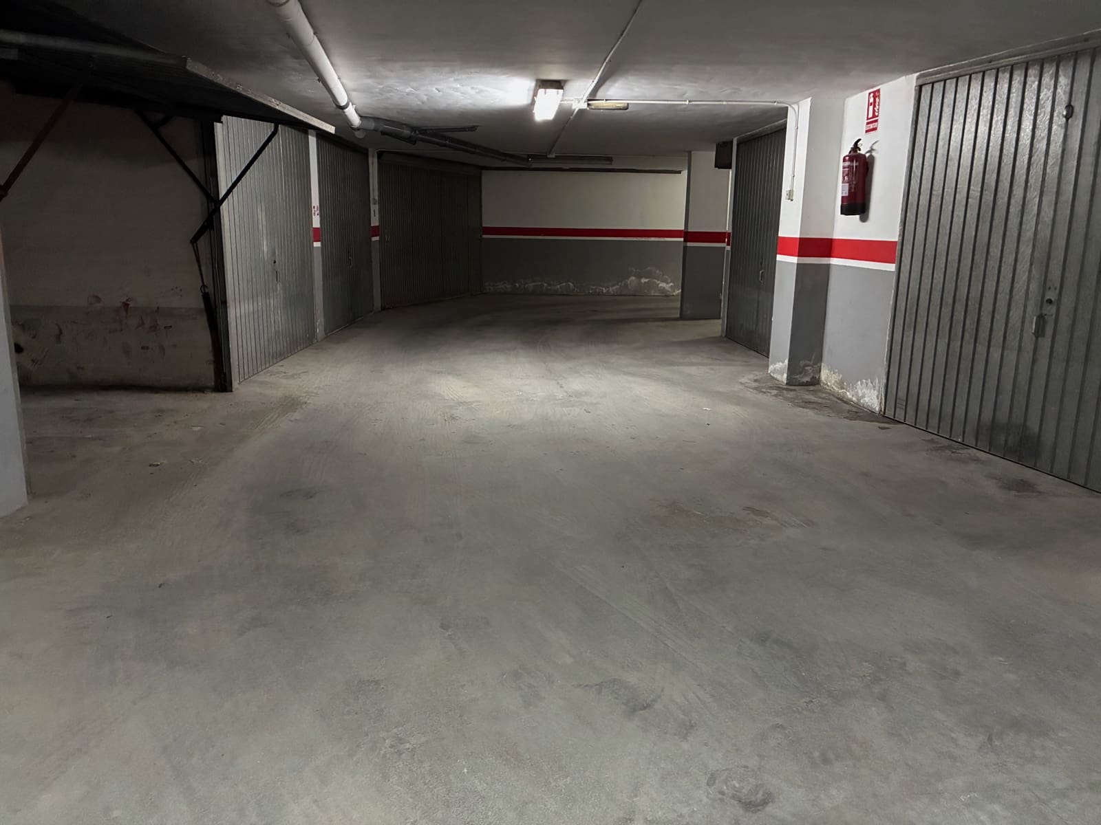 Garage til salg i Alicante by - € 15.000 (Ref: 9990946)