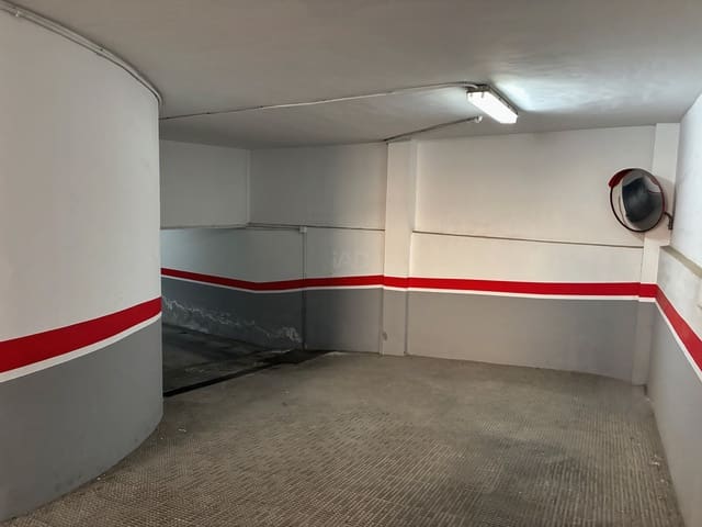 Garage til salg i Alicante by - € 15.000 (Ref: 9990946)