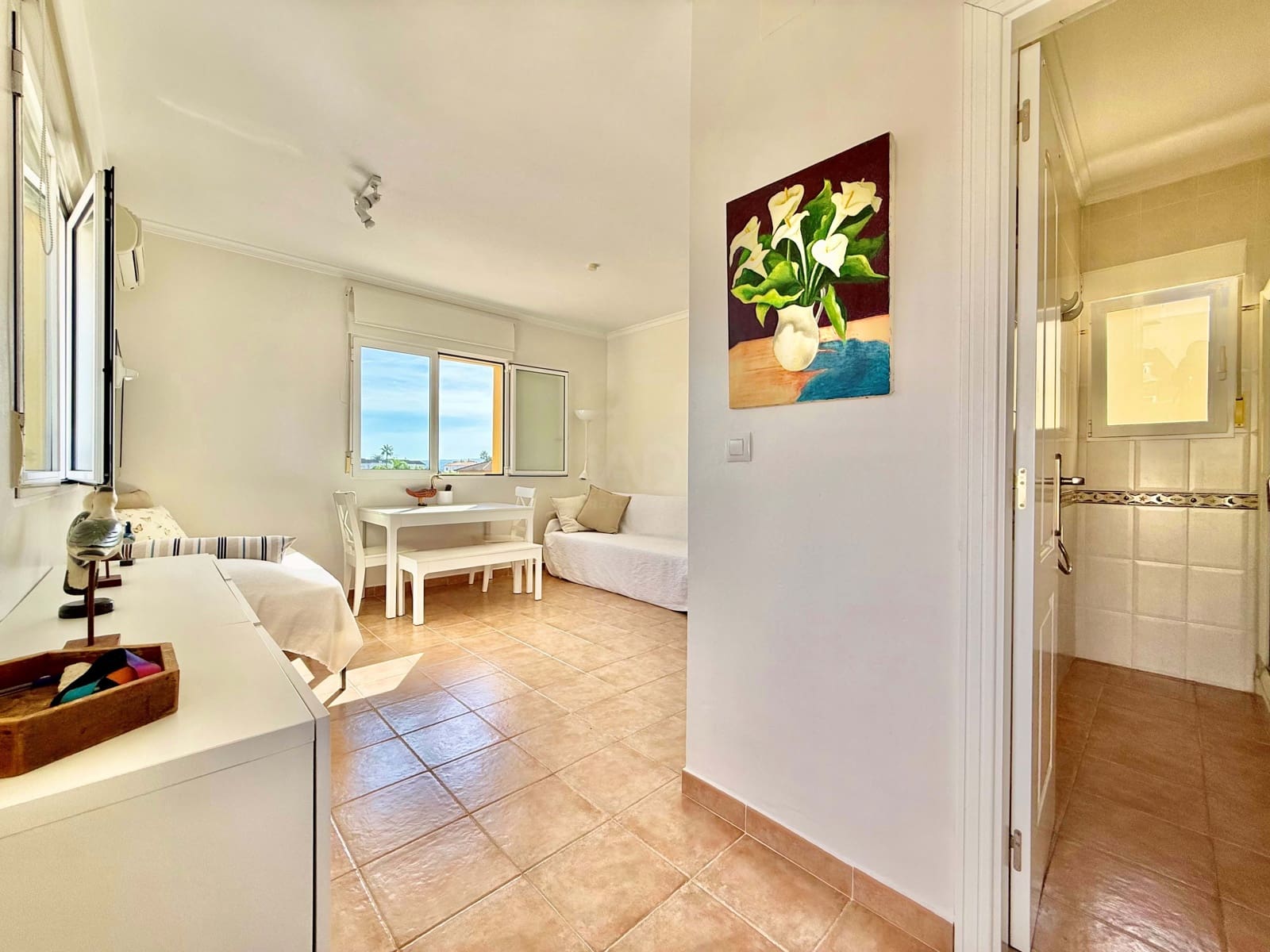 1 soveværelse Byhus til salg i Alicante by med swimmingpool - € 180.000 (Ref: 9990947)