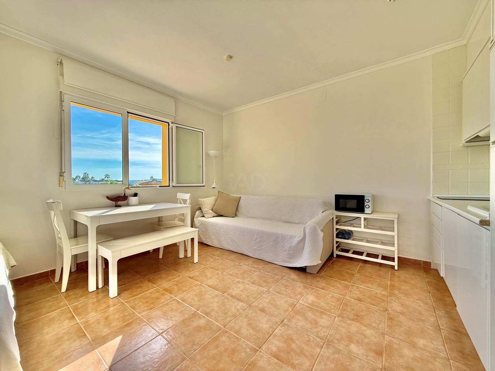1 soveværelse Byhus til salg i Alicante by med swimmingpool - € 180.000 (Ref: 9990947)