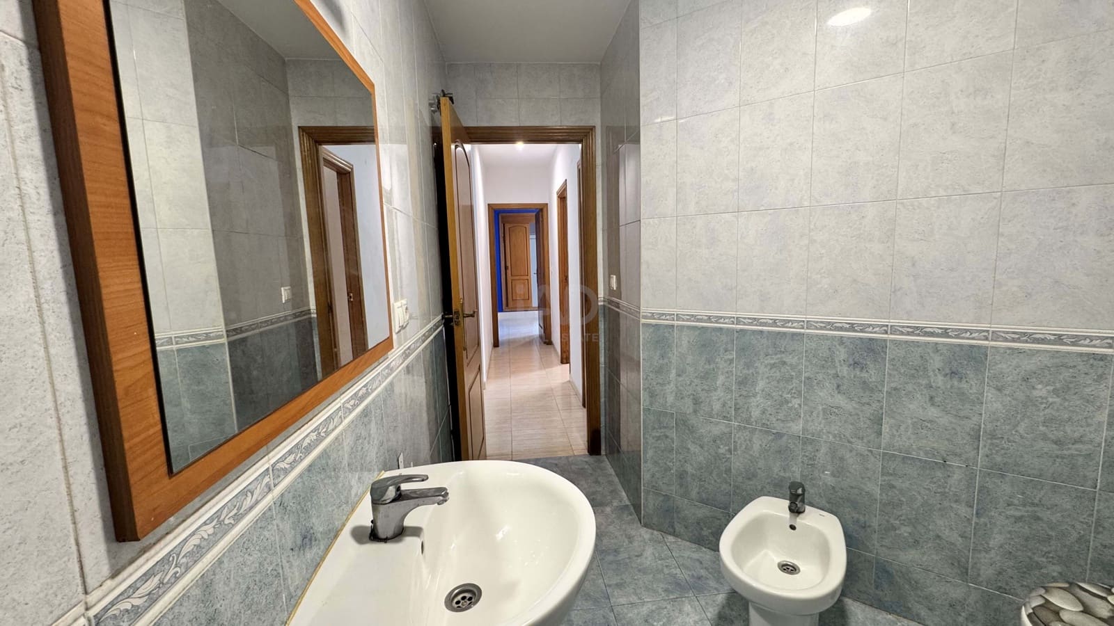 3 sovrum Lägenhet till salu i Alicante stad med pool - 218 000 € (Ref: 9990948)
