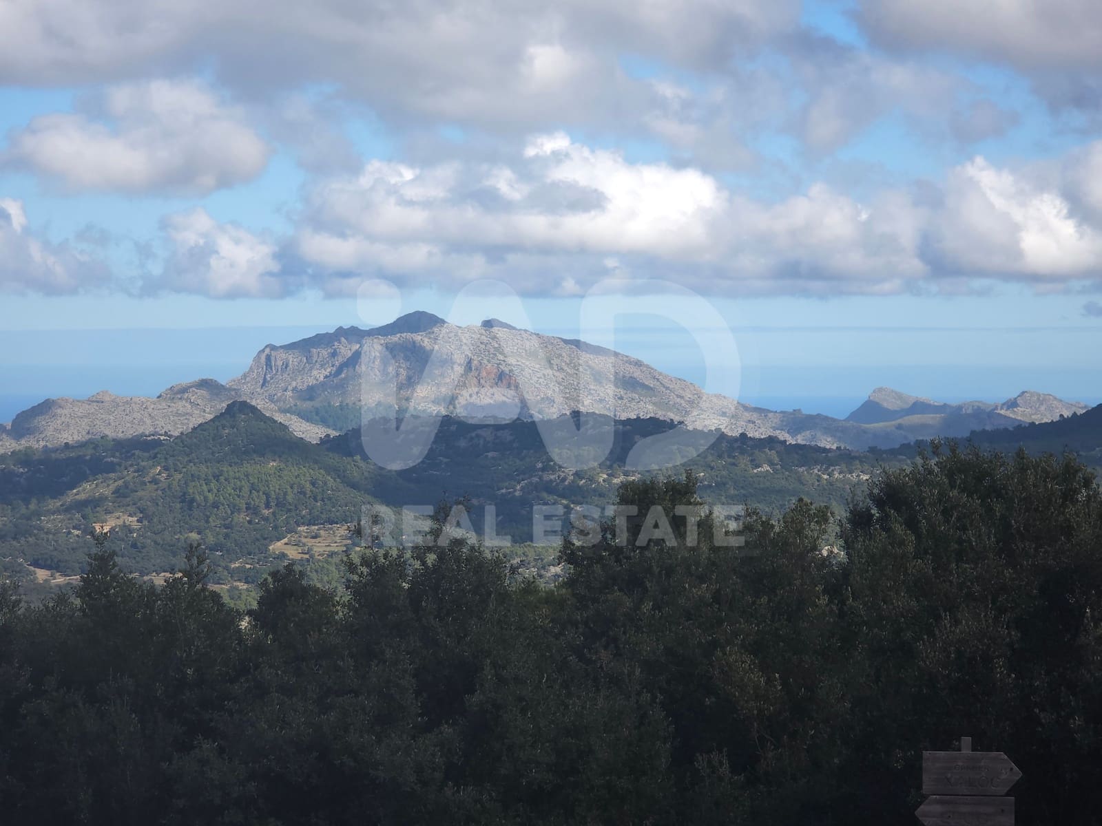 Terreno/Finca Rústica en Escorca en venta - 98.000 € (Ref: 9990952)