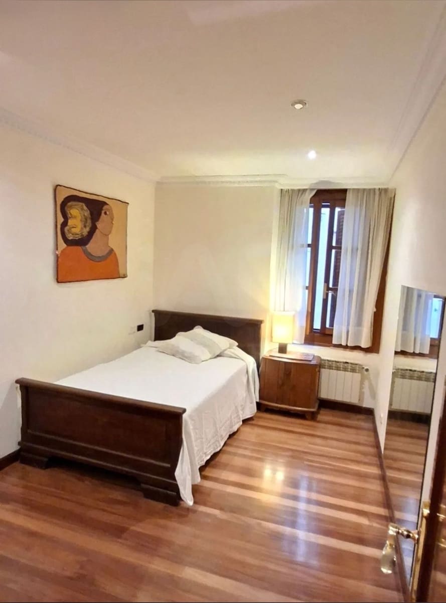3 sovrum Lägenhet till salu i Vitoria-Gasteiz - 335 000 € (Ref: 9990953)