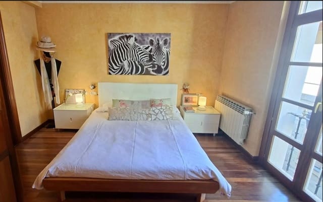 3 chambre Appartement à vendre à Vitoria-Gasteiz - 335 000 € (Ref: 9990953)