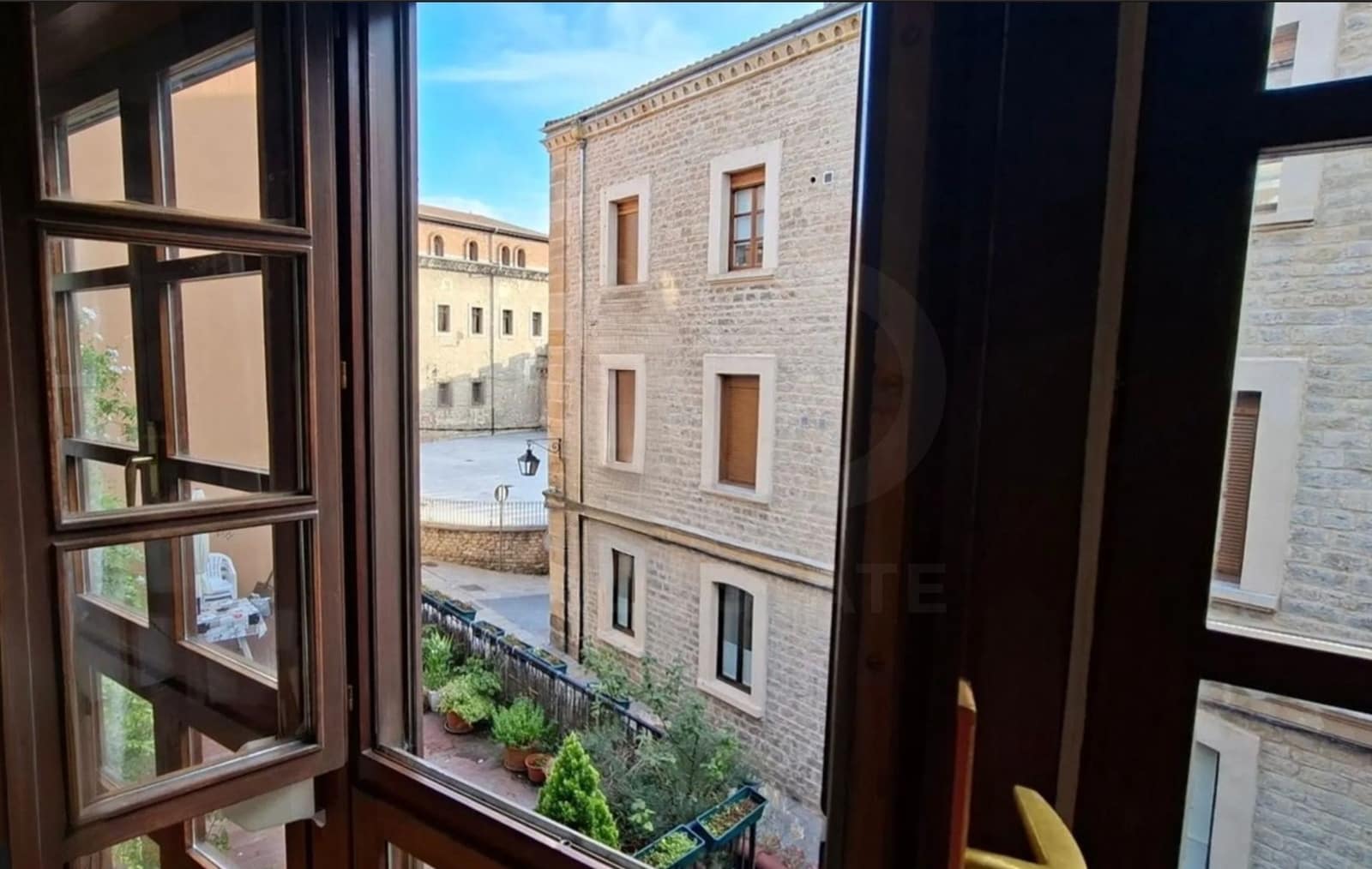 3 sovrum Lägenhet till salu i Vitoria-Gasteiz - 335 000 € (Ref: 9990953)