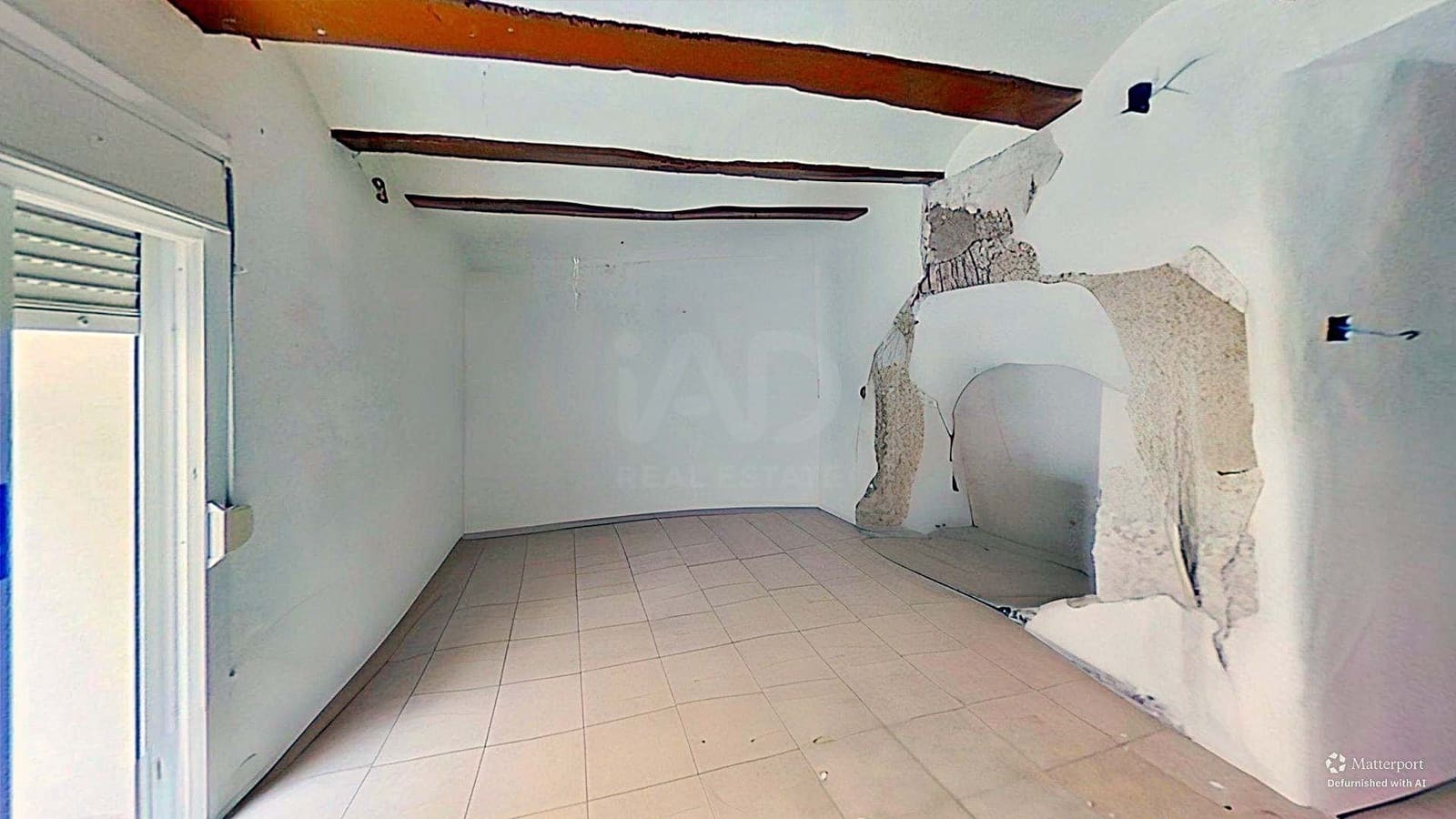 5 slaapkamer Huis te koop in Jijona / Xixona - € 76.000 (Ref: 9990954)