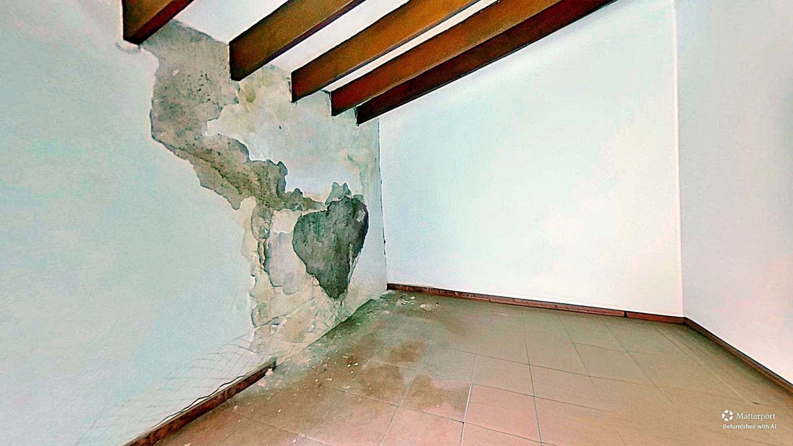 5 slaapkamer Huis te koop in Jijona / Xixona - € 76.000 (Ref: 9990954)