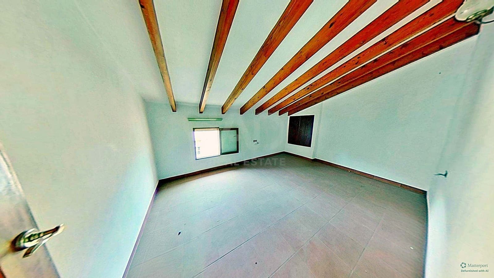 5 slaapkamer Huis te koop in Jijona / Xixona - € 76.000 (Ref: 9990954)