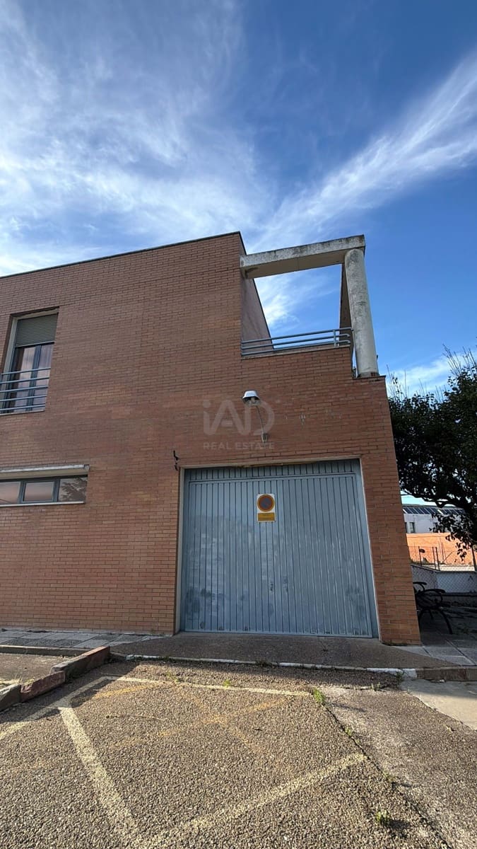 Komercyjne na sprzedaż w Miasto Valladolid - 650 000 € (Ref: 9990955)