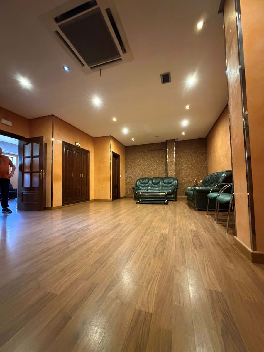 Komercyjne na sprzedaż w Miasto Valladolid - 650 000 € (Ref: 9990955)