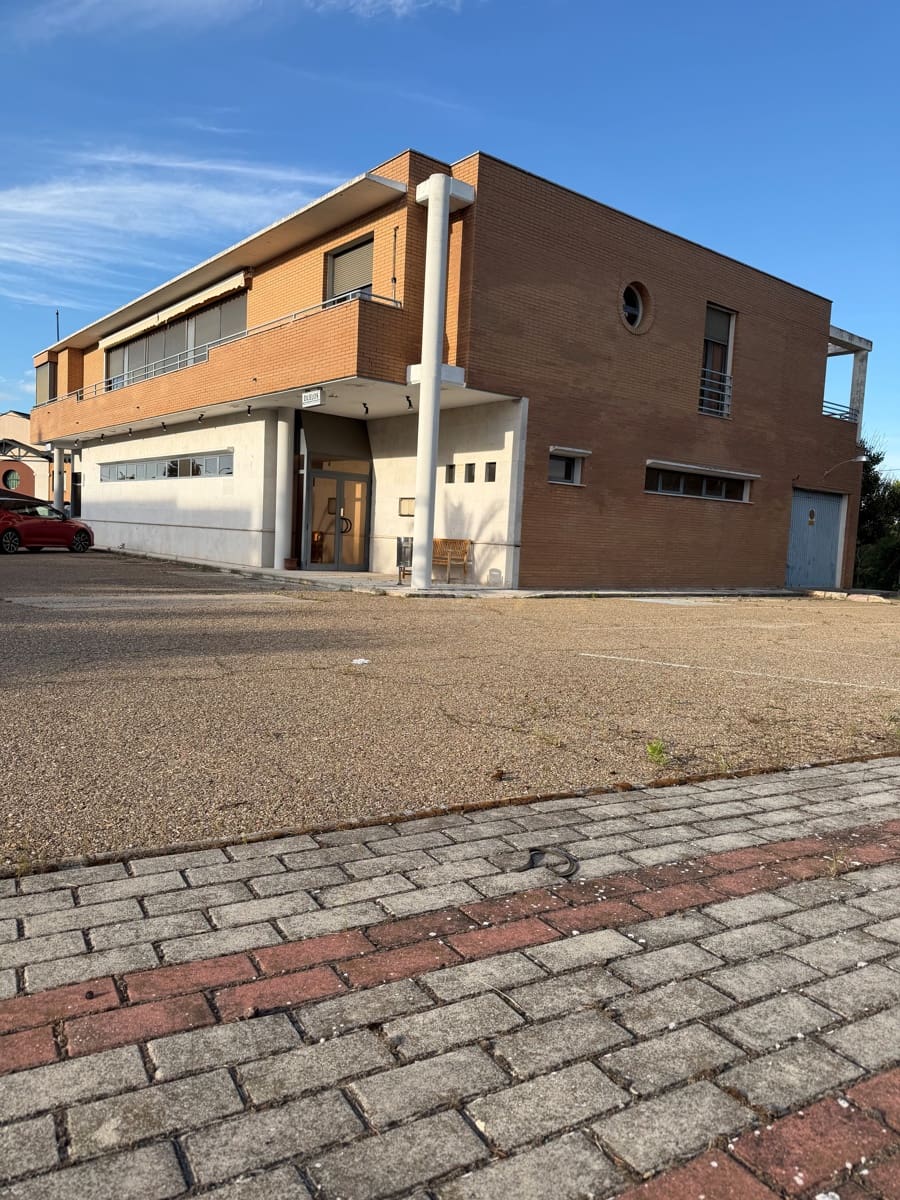 Komercyjne na sprzedaż w Miasto Valladolid - 650 000 € (Ref: 9990955)