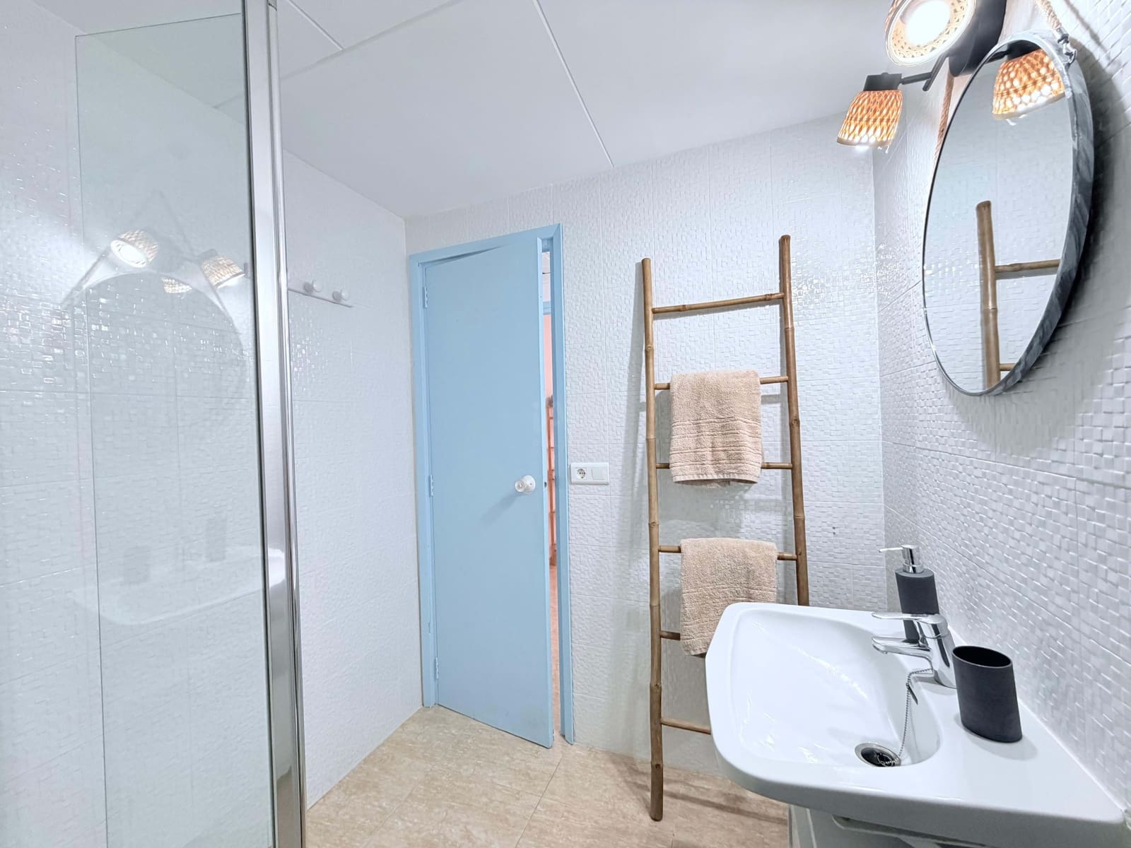 3 sovrum Lägenhet till salu i Valencia stad med garage - 178 000 € (Ref: 9990957)