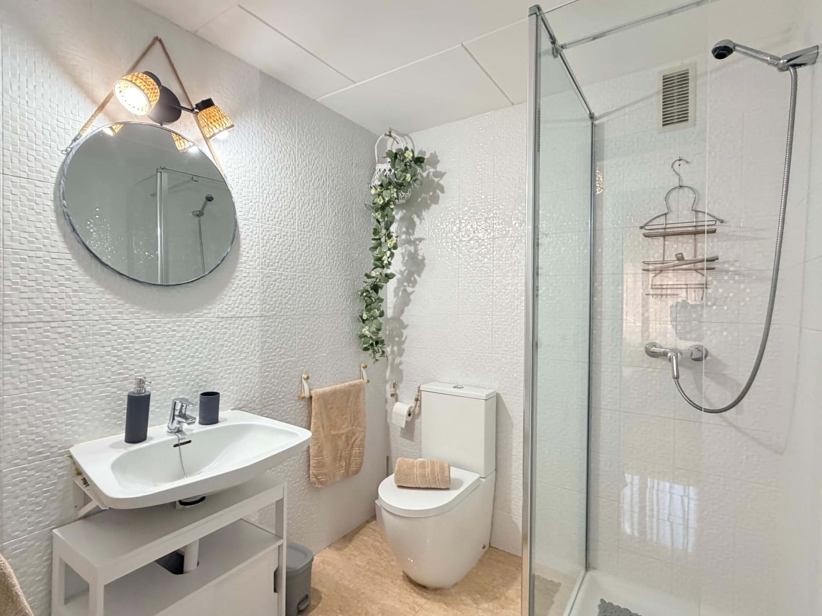 3 sovrum Lägenhet till salu i Valencia stad med garage - 178 000 € (Ref: 9990957)