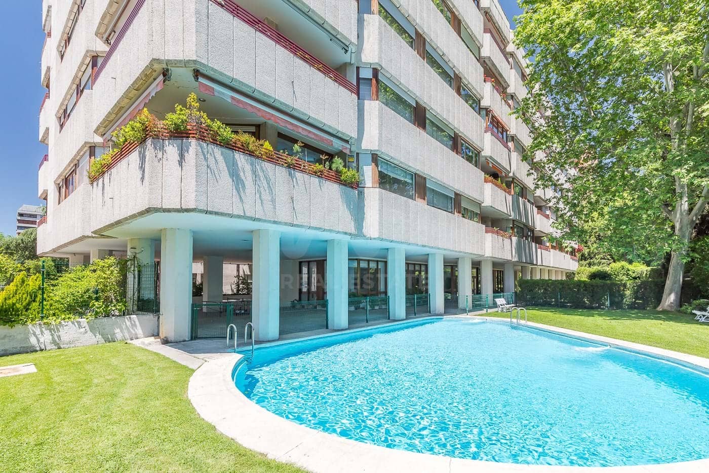 5 camera da letto Appartamento in vendita in Madrid citta con piscina garage - 1.780.000 € (Rif: 9990962)