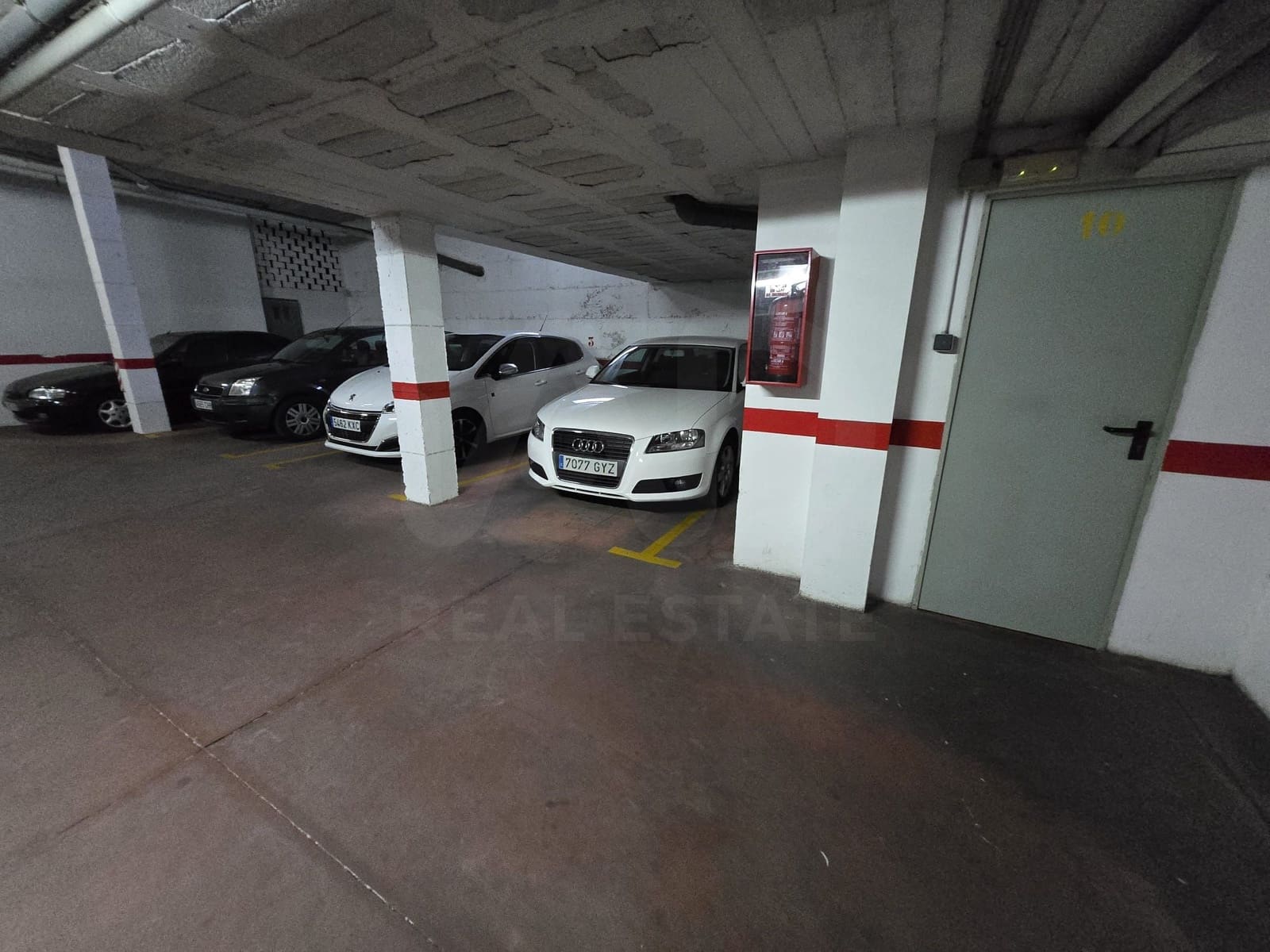 3 soveværelse Lejlighed til salg i Marbella med garage - € 389.000 (Ref: 9990963)