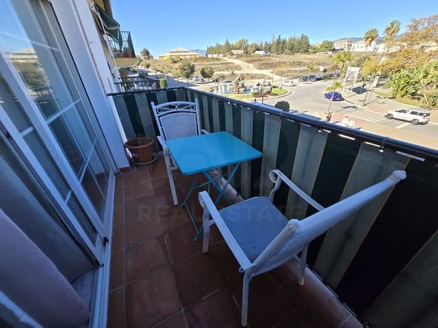 3 soveværelse Lejlighed til salg i San Pedro de Alcántara Pueblo, Marbella med garage - € 389.000 (Ref: 9990963)