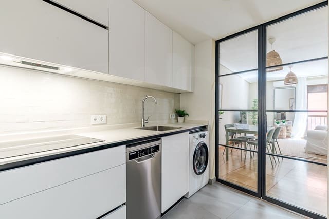 1 chambre Appartement à vendre à Palacio, Madrid ville avec garage - 570 000 € (Ref: 9990967)
