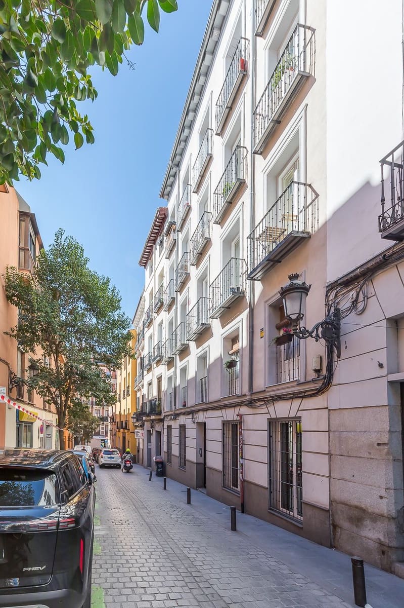 2 slaapkamer Appartement te koop in Madrid stad - € 490.000 (Ref: 9990972)