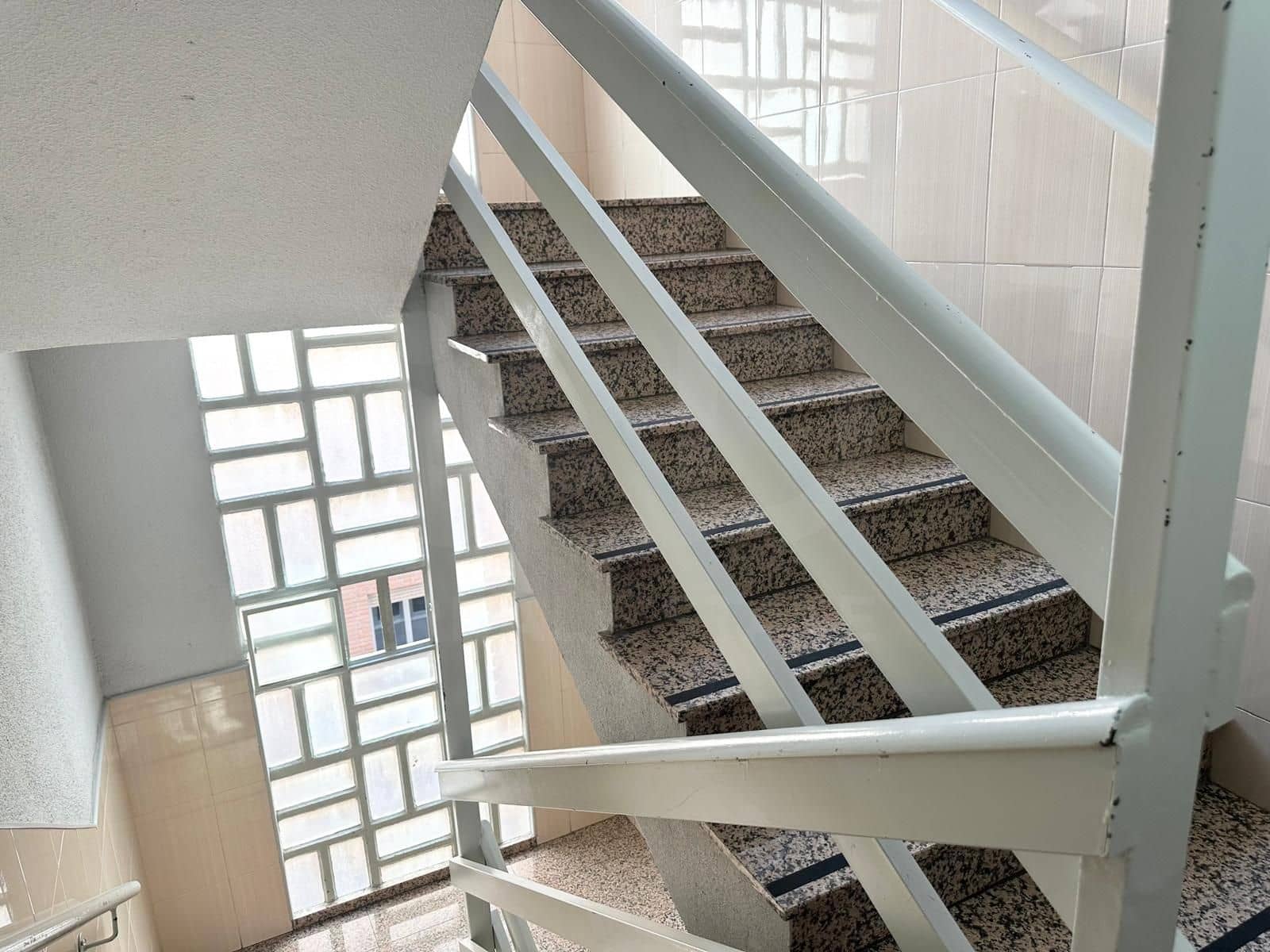 3 sovrum Lägenhet till salu i Madrid stad - 250 000 € (Ref: 9990974)