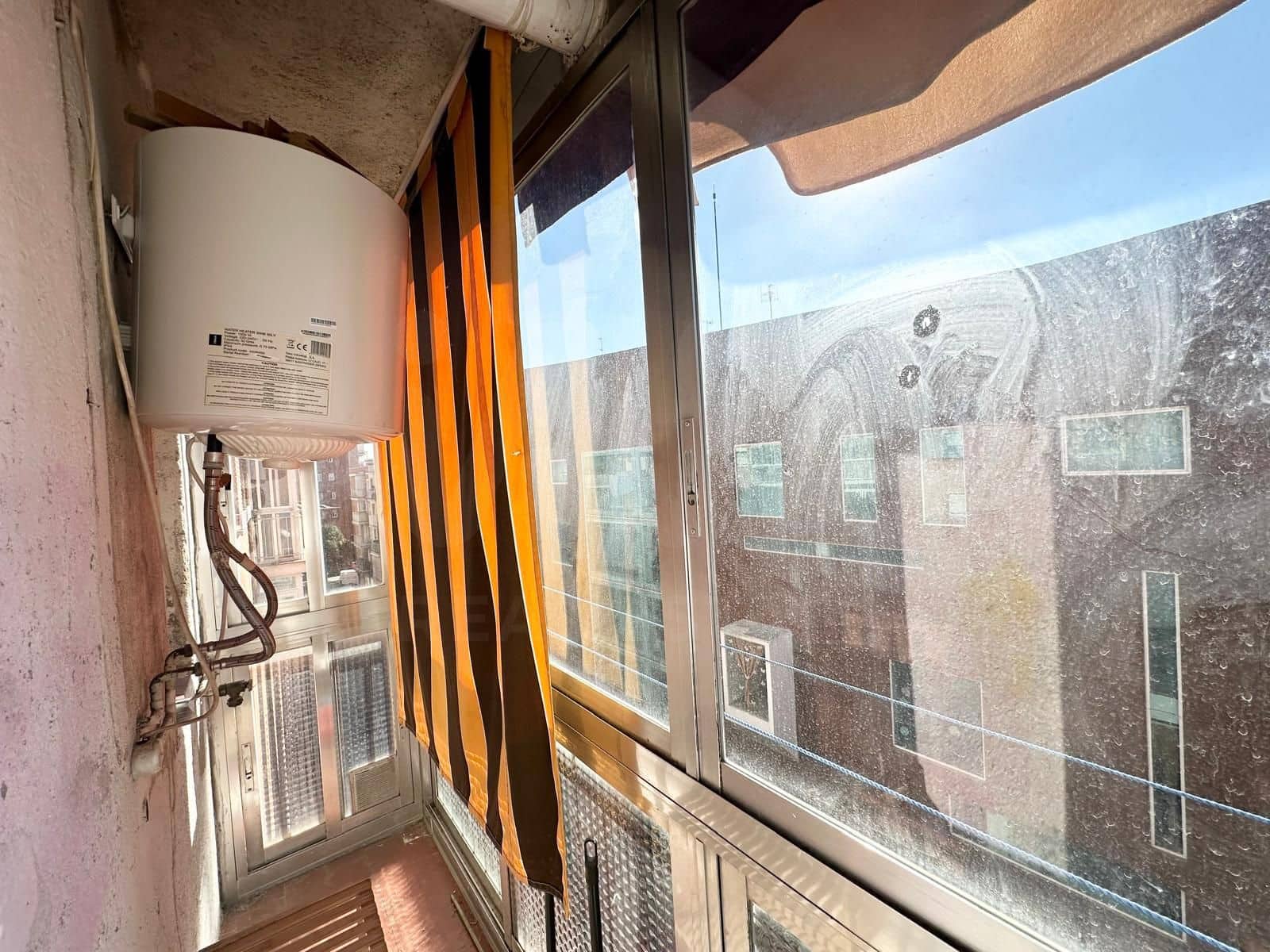 3 sovrum Lägenhet till salu i Madrid stad - 250 000 € (Ref: 9990974)