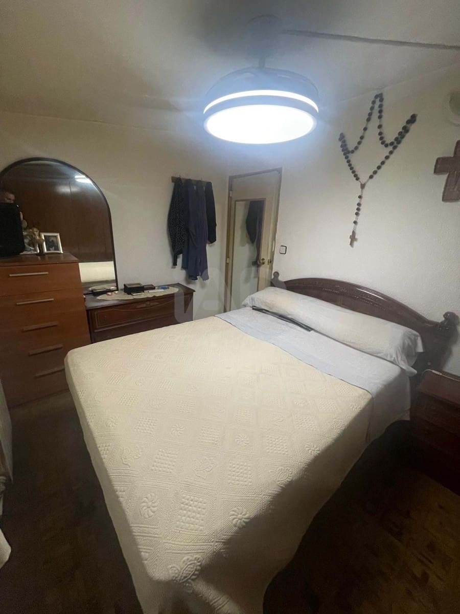 Rijtjeshuis te koop in Madrid stad - € 229.990 (Ref: 9990977)
