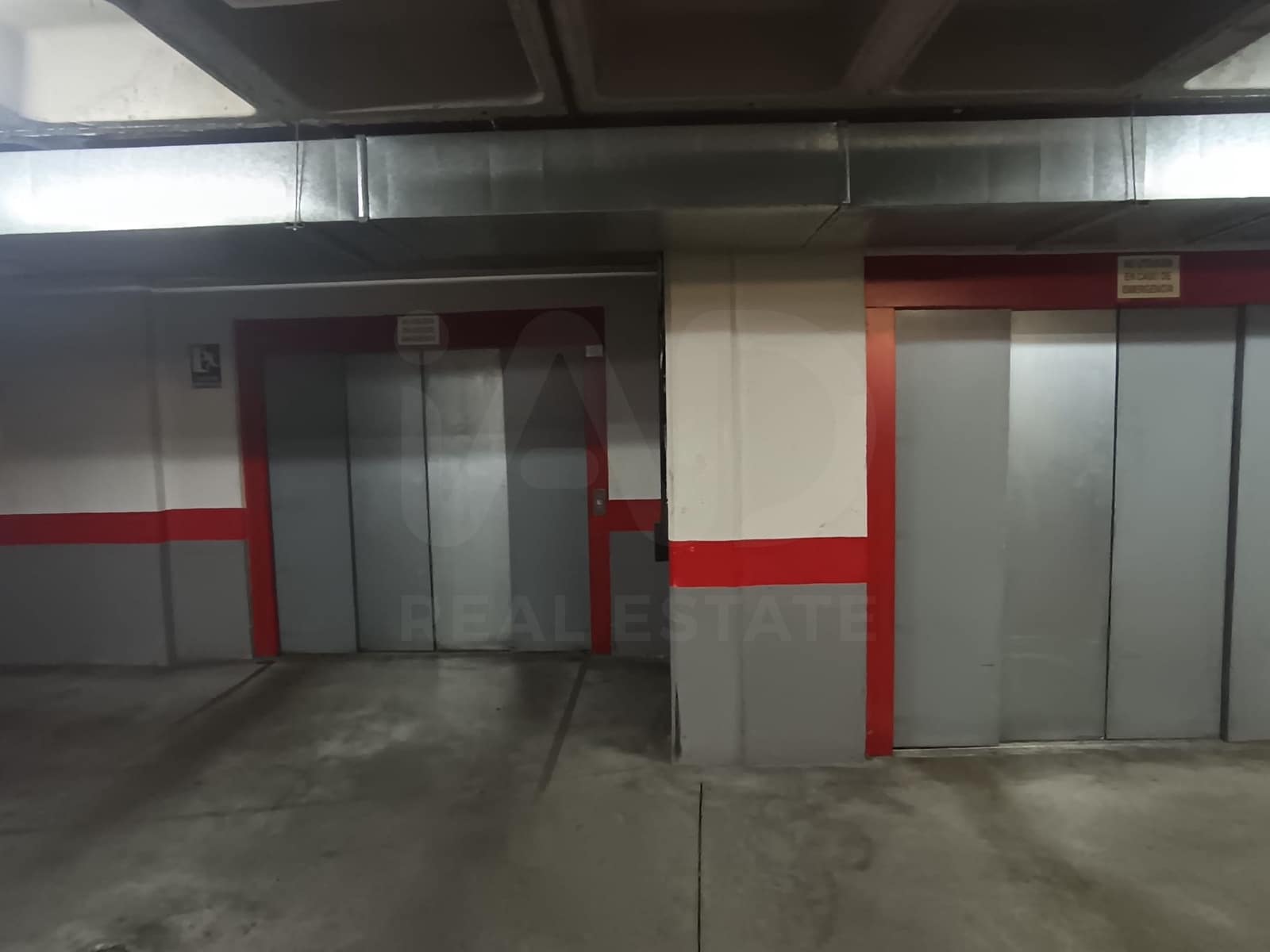 Garage till salu i Madrid stad - 27 452 € (Ref: 9990978)
