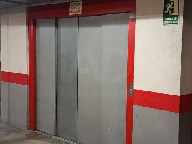 Garasje til salgs i Imperial, Madrid by - € 27 452 (Ref: 9990978)