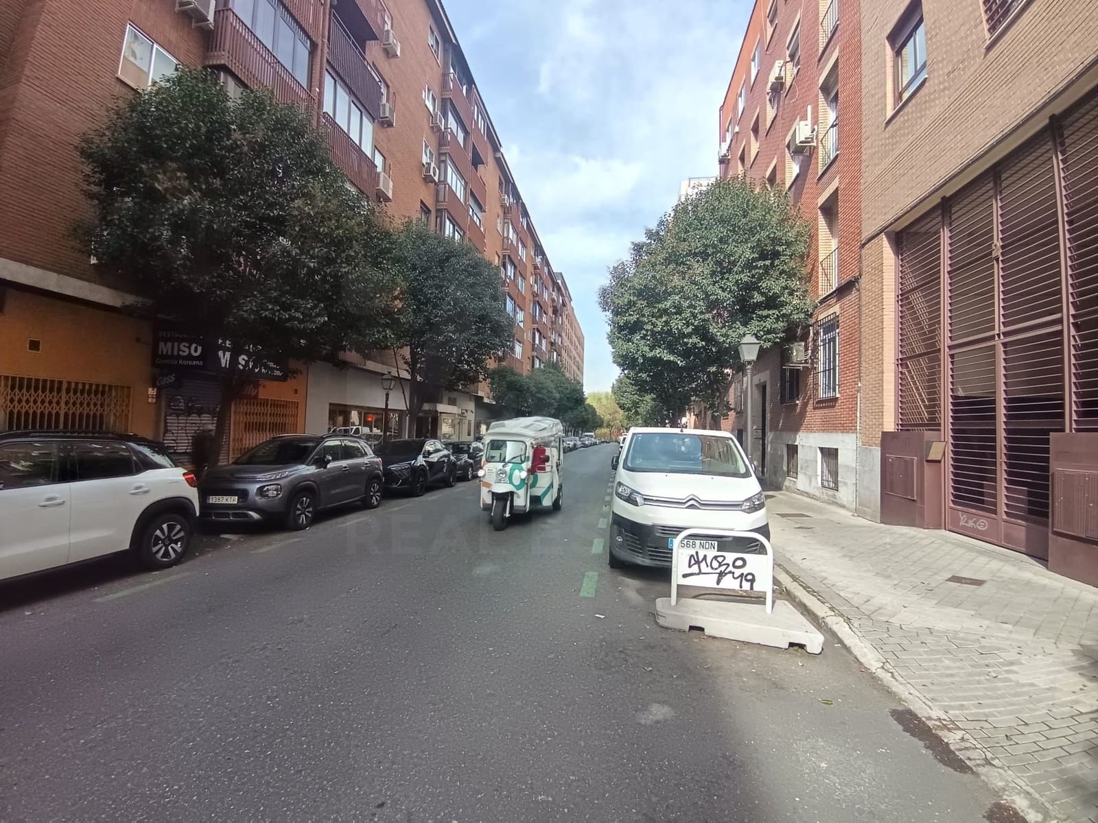 Garage till salu i Madrid stad - 27 452 € (Ref: 9990978)