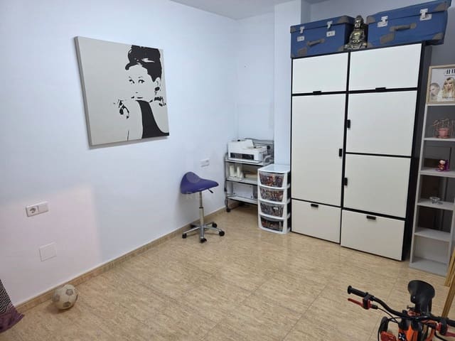 2 soveværelse Lejlighed til salg i Calasparra - € 82.000 (Ref: 9990981)