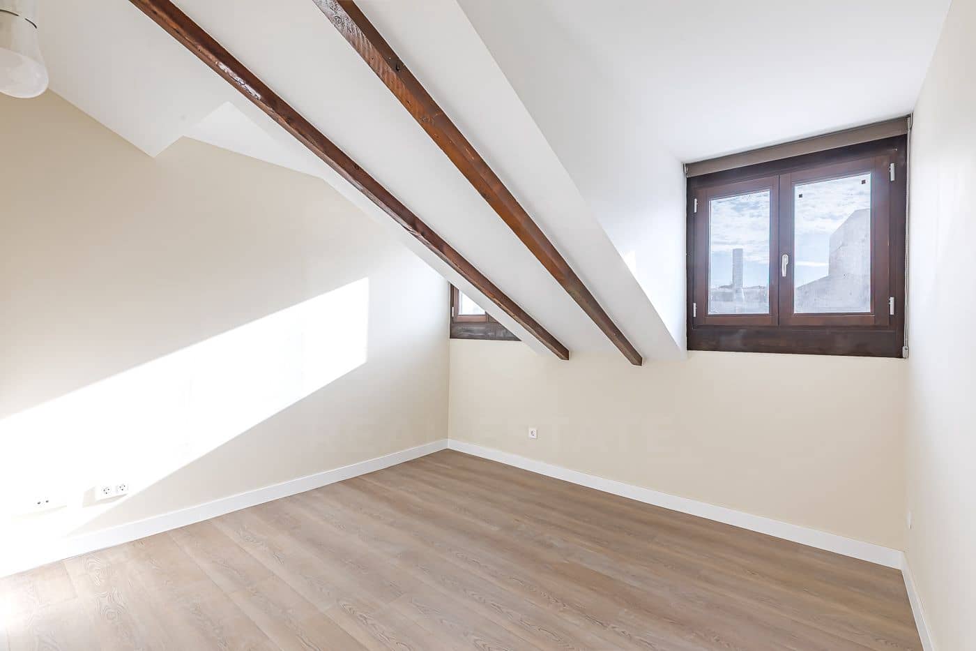 3 makuuhuone Huoneisto myytävänä paikassa Madrid kaupunki - 675 000 € (Ref: 9990985)