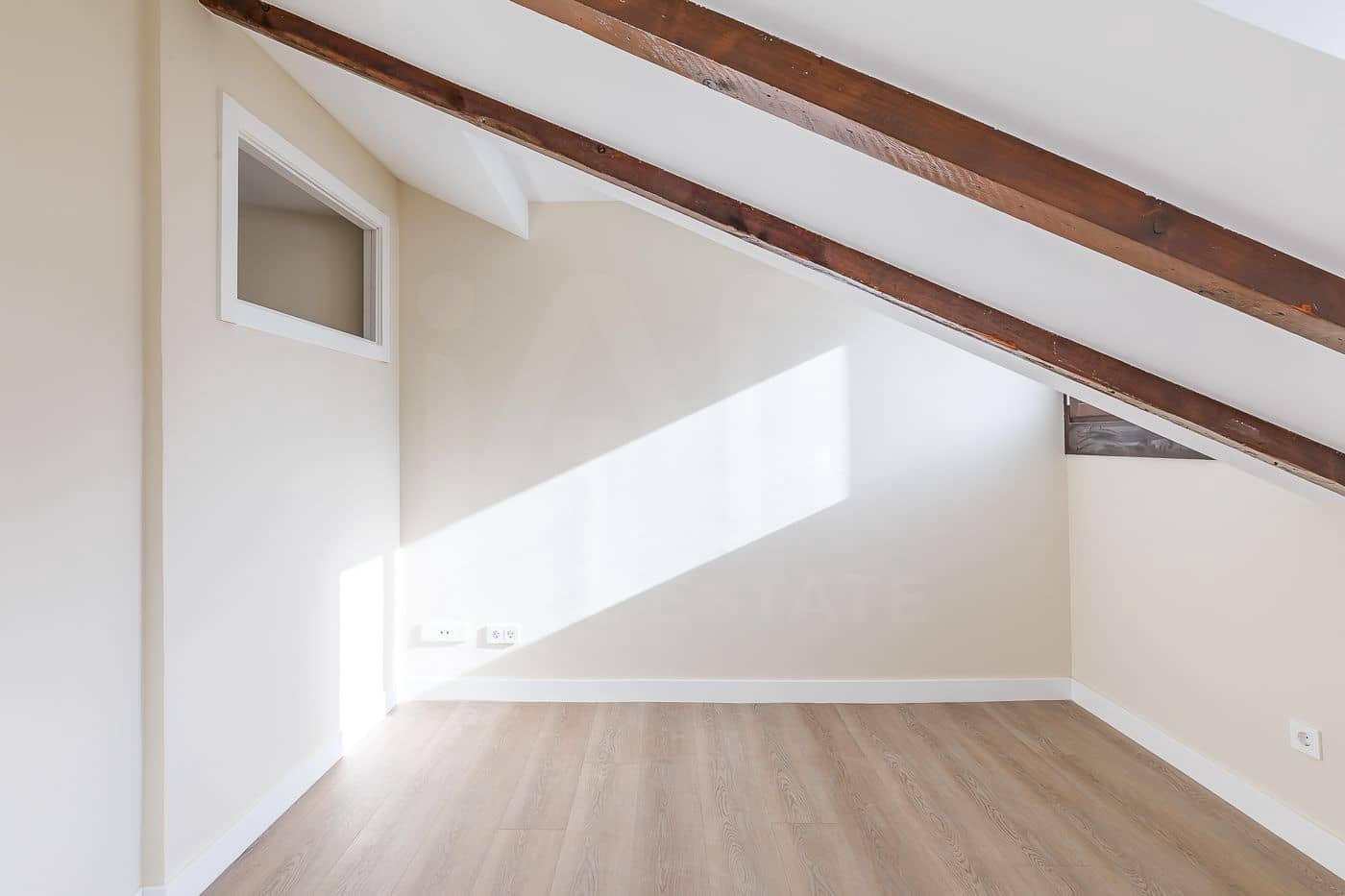 3 makuuhuone Huoneisto myytävänä paikassa Madrid kaupunki - 675 000 € (Ref: 9990985)