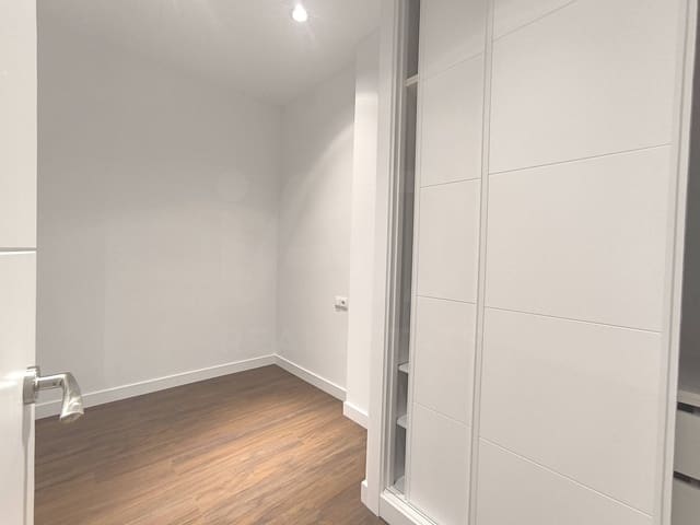 1 soverom Leilighet til salgs i Gaztambide, Madrid by - € 540 000 (Ref: 9990988)
