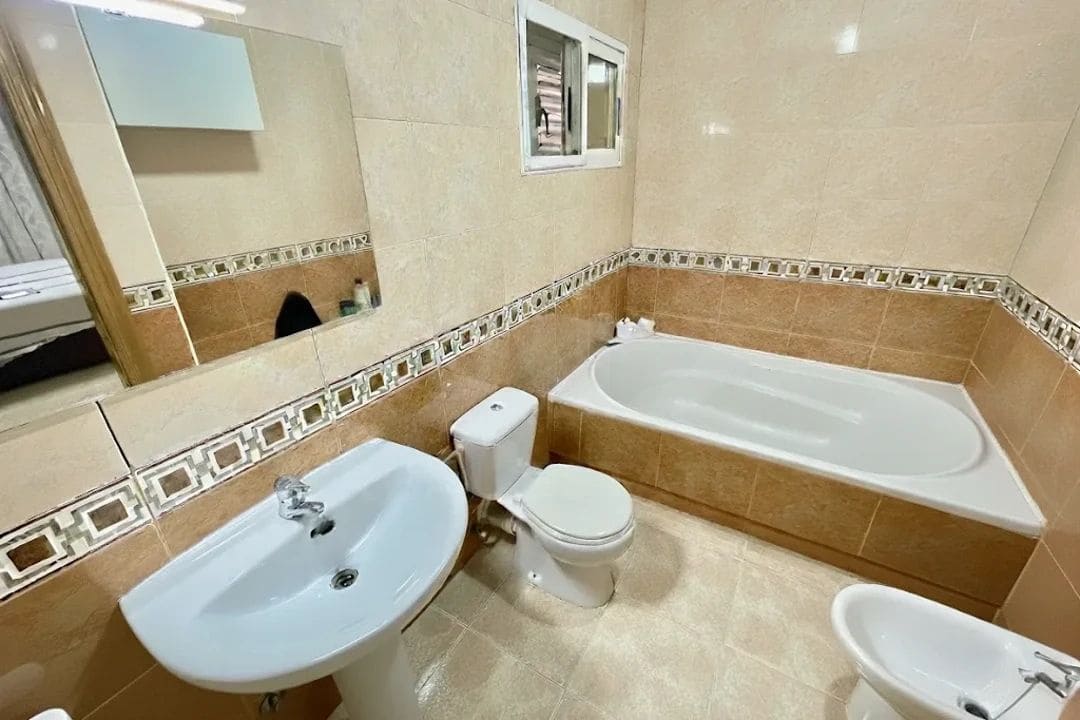 4 Zimmer Haus zu verkaufen in Murcia Stadt mit Garage - 239.000 € (Ref: 9990989)