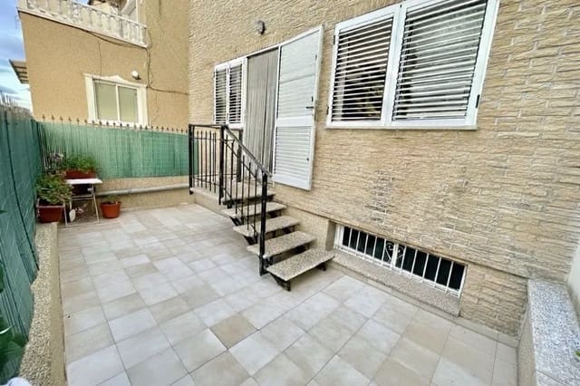 4 soveværelse Byhus til salg i Llano de Brujas, Murcia by med garage - € 239.000 (Ref: 9990989)