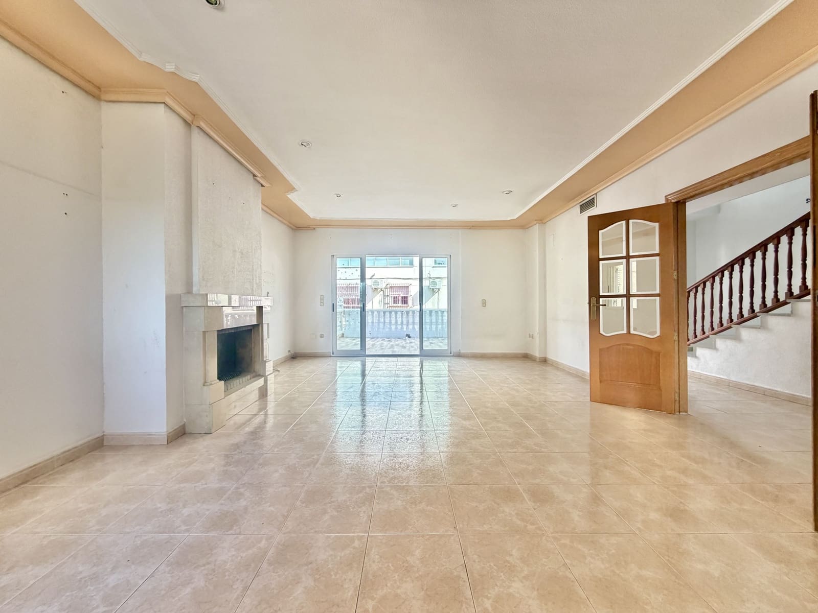 4 Zimmer Haus zu verkaufen in Murcia Stadt mit Garage - 239.000 € (Ref: 9990989)