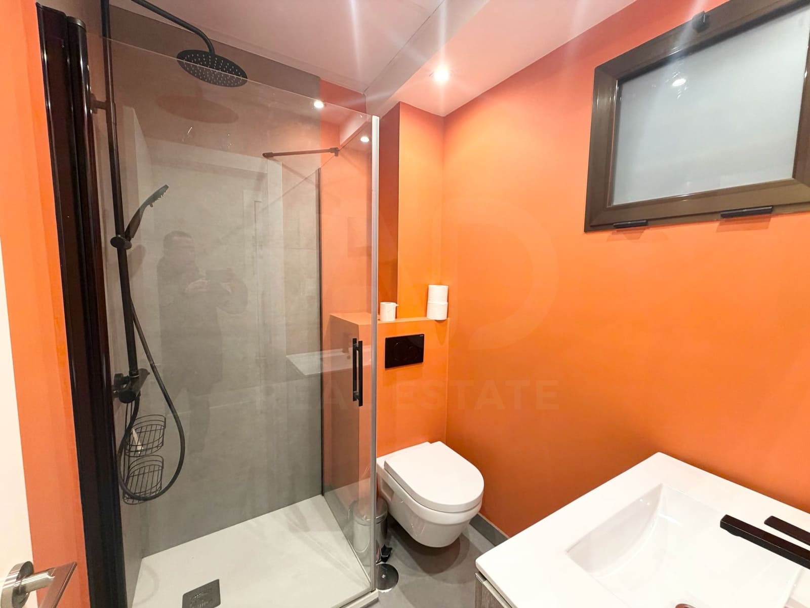 Studio till salu i Madrid stad - 315 000 € (Ref: 9990991)