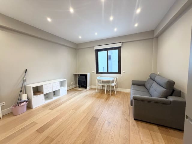 Studio till salu i Trafalgar, Madrid stad - 315 000 € (Ref: 9990991)