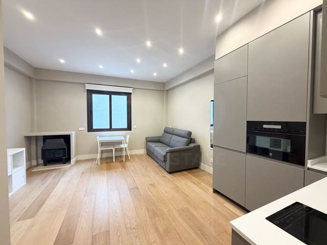 Studio till salu i Trafalgar, Madrid stad - 315 000 € (Ref: 9990991)