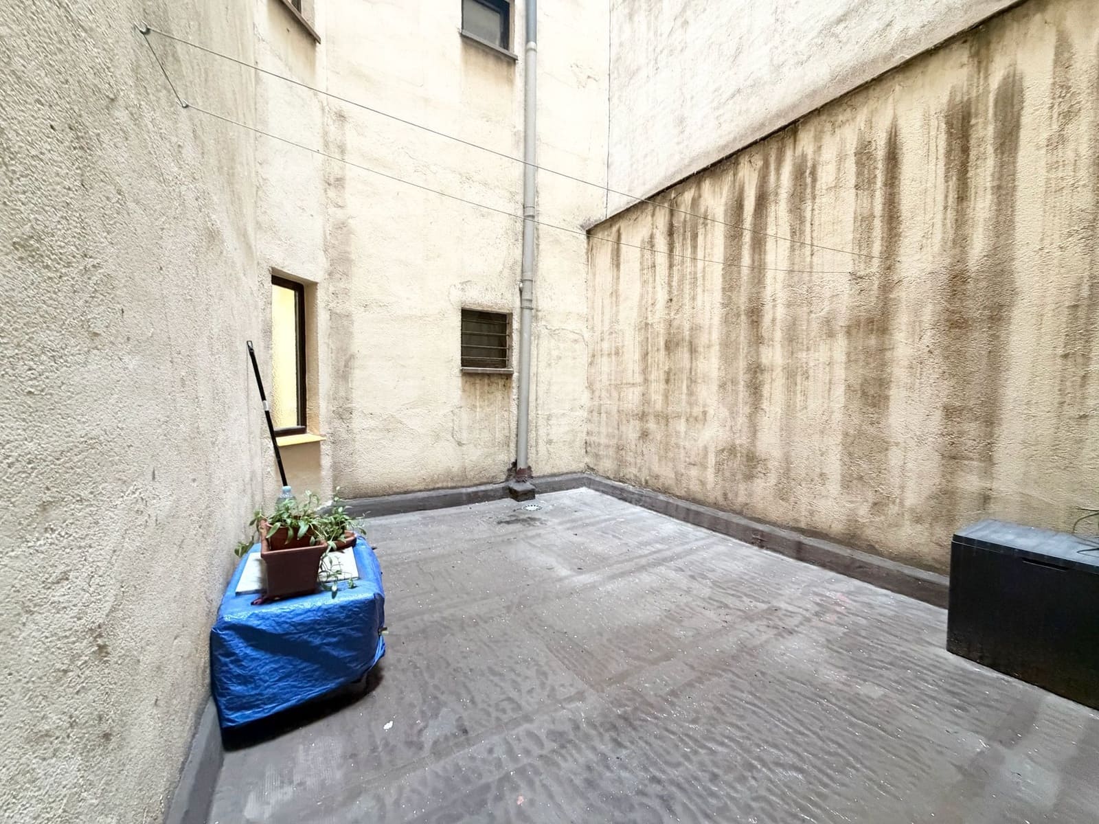 Studio till salu i Madrid stad - 315 000 € (Ref: 9990991)