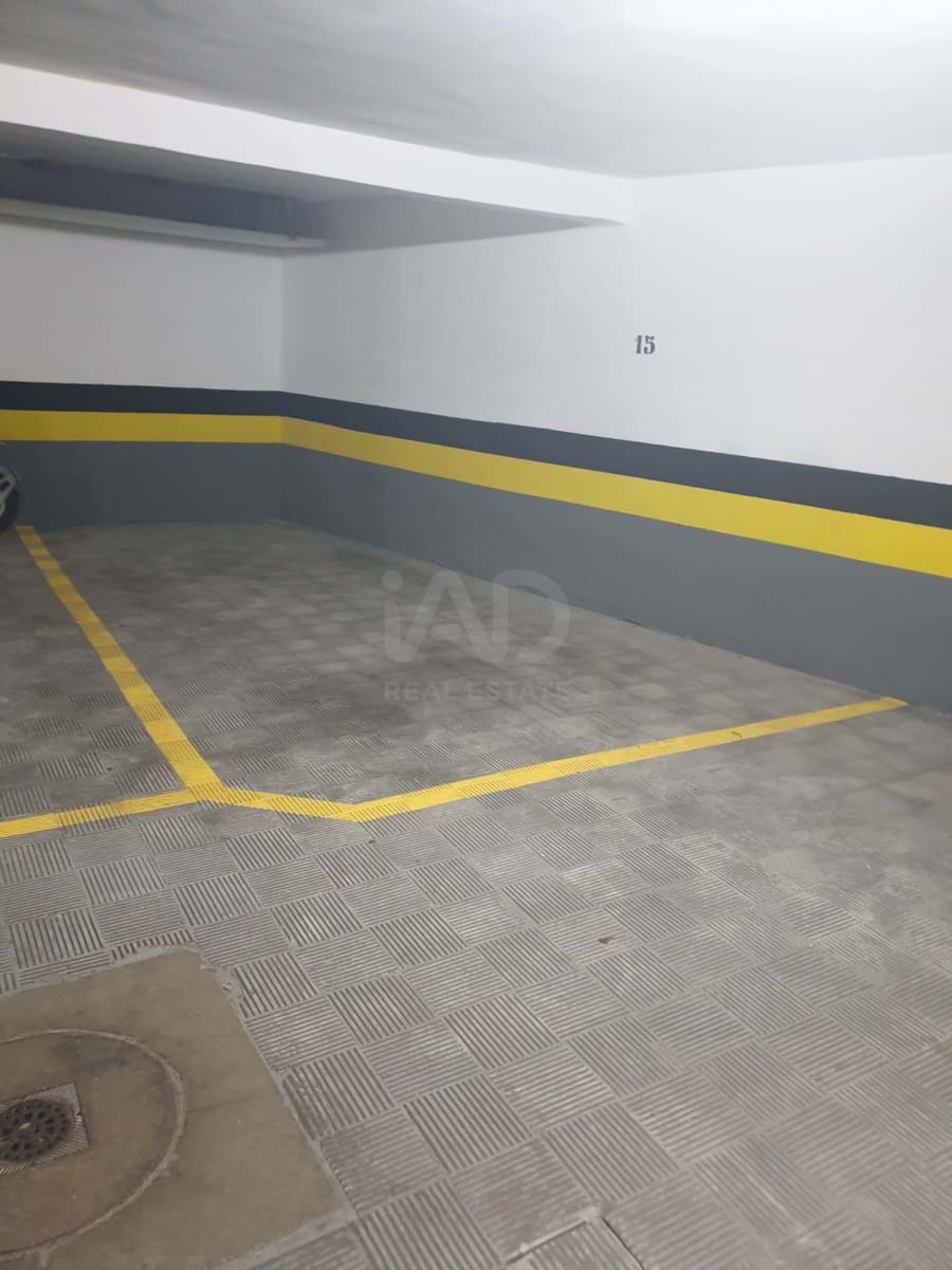 Garage à vendre à Madrid ville - 38 000 € (Ref: 9990992)