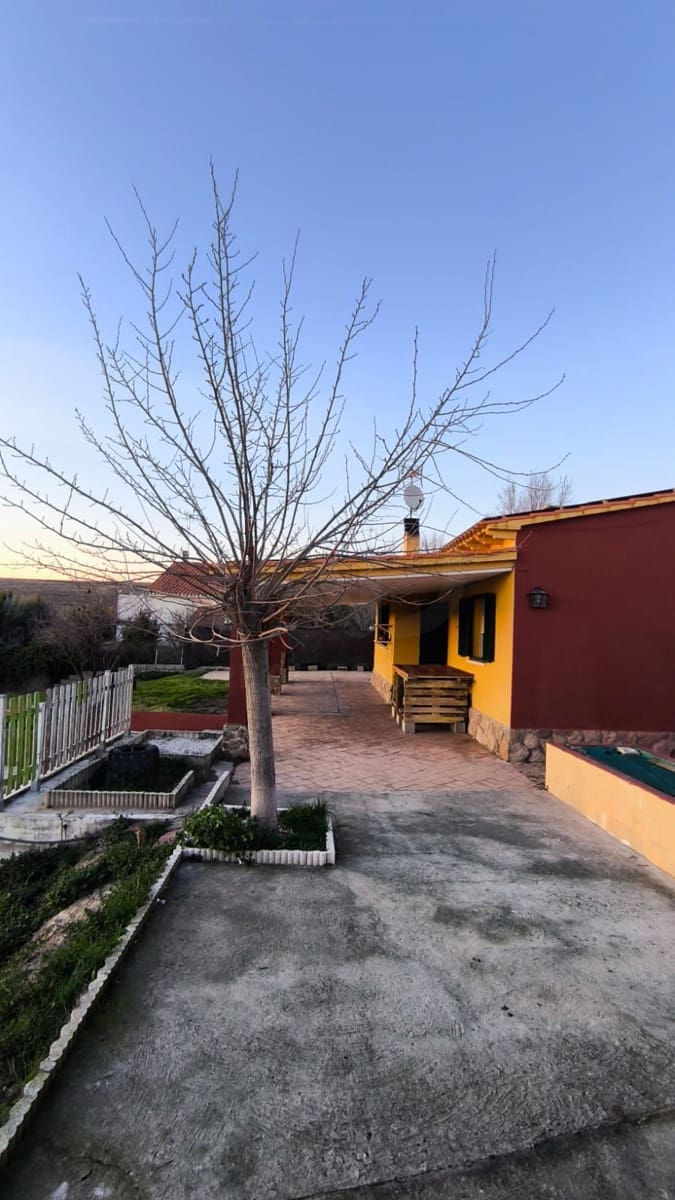 3 sovrum Hus till salu i Madrid stad - 260 000 € (Ref: 9990993)