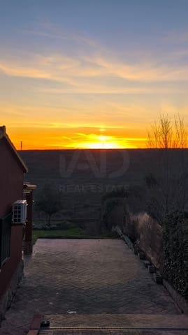 3 soverom Hus til salgs i Madrid by - € 260 000 (Ref: 9990993)